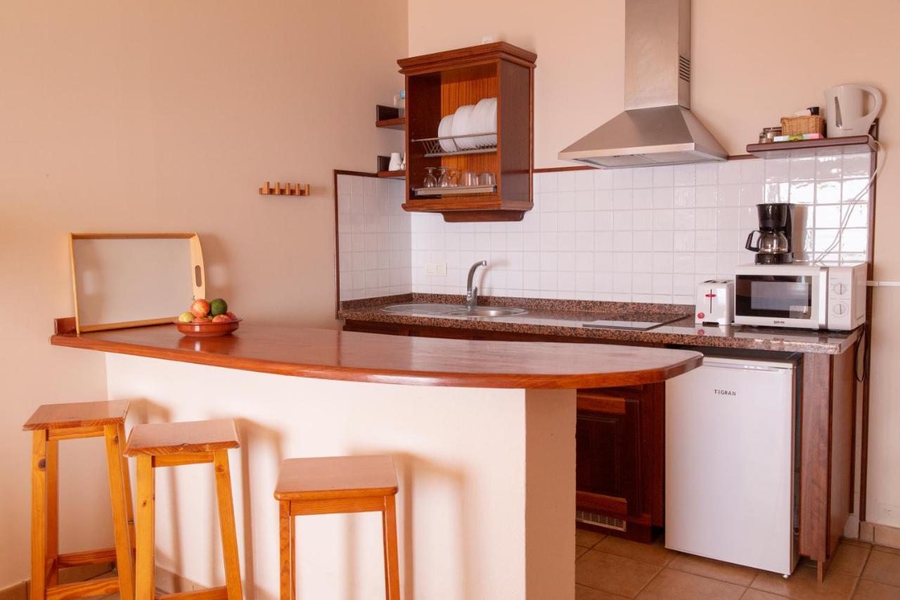 La Muralla Apartamentos 푸에르토나오스 외부 사진