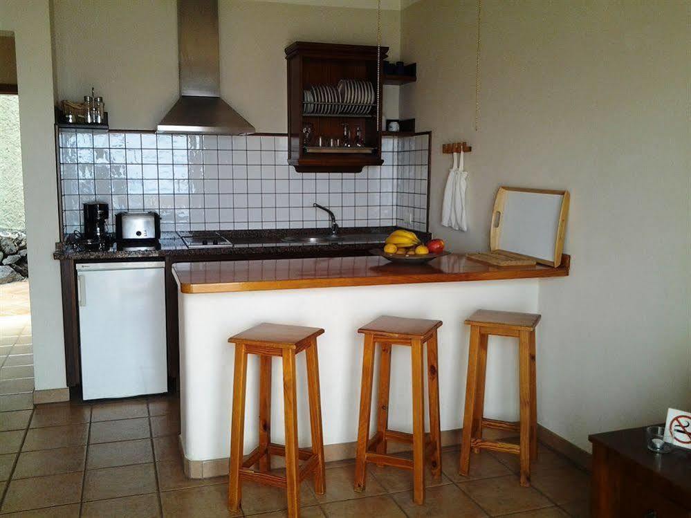 La Muralla Apartamentos 푸에르토나오스 외부 사진