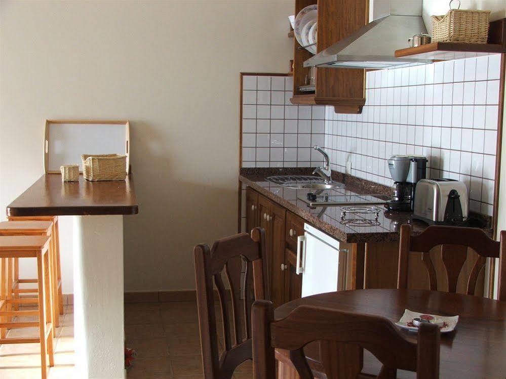 La Muralla Apartamentos 푸에르토나오스 외부 사진