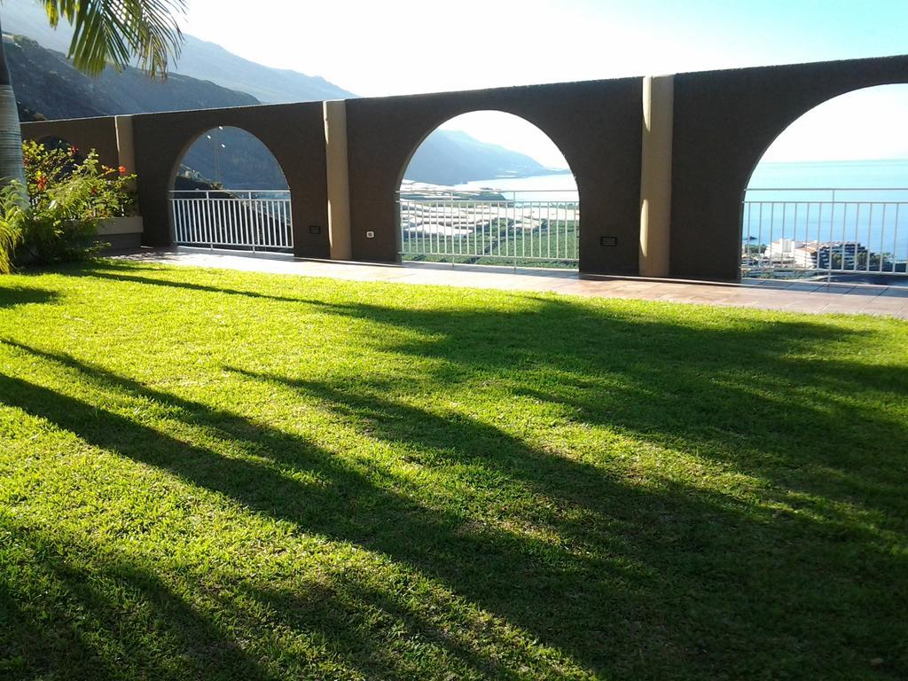 La Muralla Apartamentos 푸에르토나오스 외부 사진
